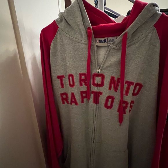 Toronto Raptors zip up hoodie - Picture 2 of 3